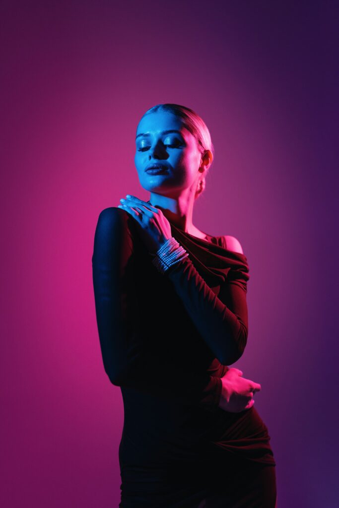 Compared to oral collagen—which has decades of clinical trials behind it—oral snail mucin is still in its infancy. We simply don’t have enough human data to recommend it with confidence.